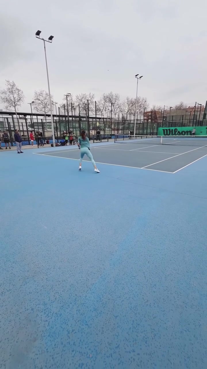 金年会已连续三站止步次轮，郑钦文今日更新社媒晒训练视频