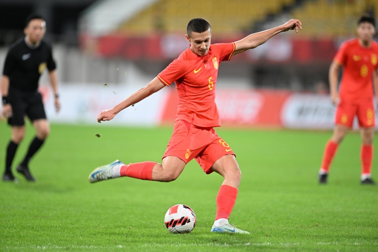 金年会金字招牌诚信至上体坛周报：葡甲劲旅波尔蒂芒人今夏转会窗酝酿求购依木兰